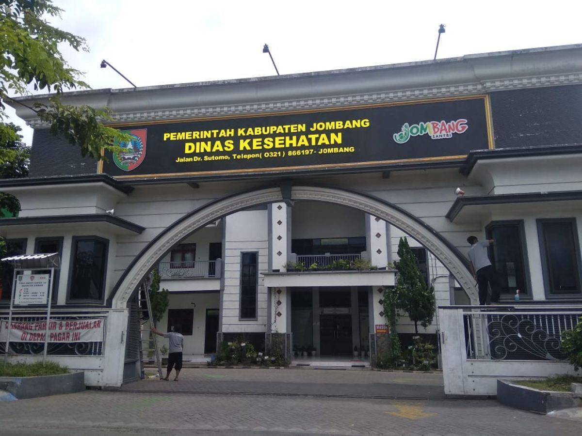 Kantor Dinas Kesehatan Jombang. (Foto: Elok for jatimnow.com)