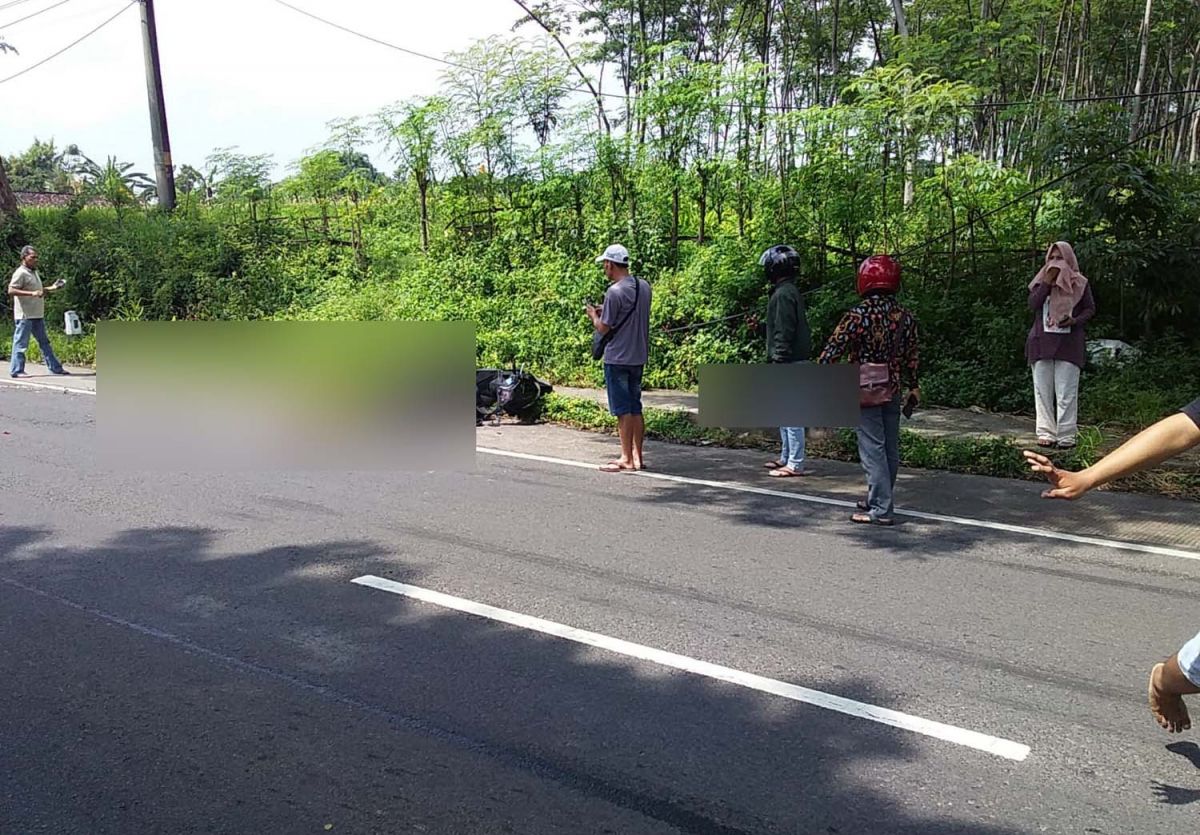 Pilihan Pembaca: Emak-emak Kecelakaan, Kronologi Tabrakan, Air Sungai Merah