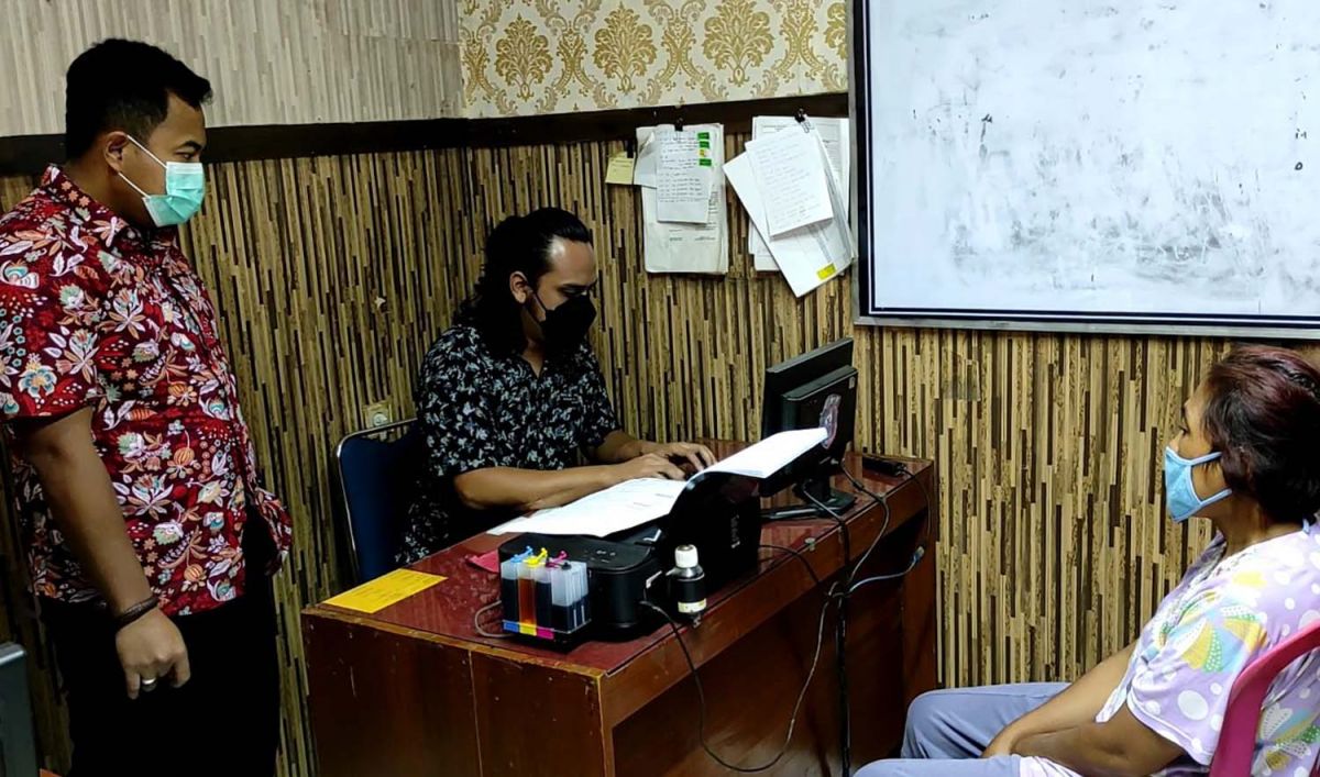 Pilihan Pembaca: Emak-emak Aniaya Nenek, Rumah Kebakaran Motor Dicolong