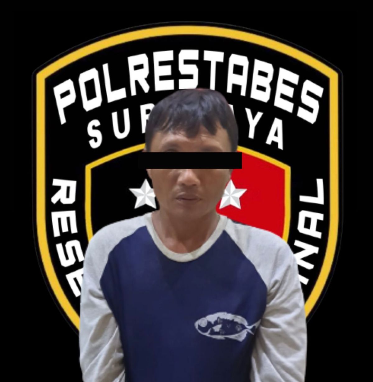 Tersangka spesialis gendam traveler diamankan Polrestabes Surabaya. (Foto: Polrestabes Surabaya)