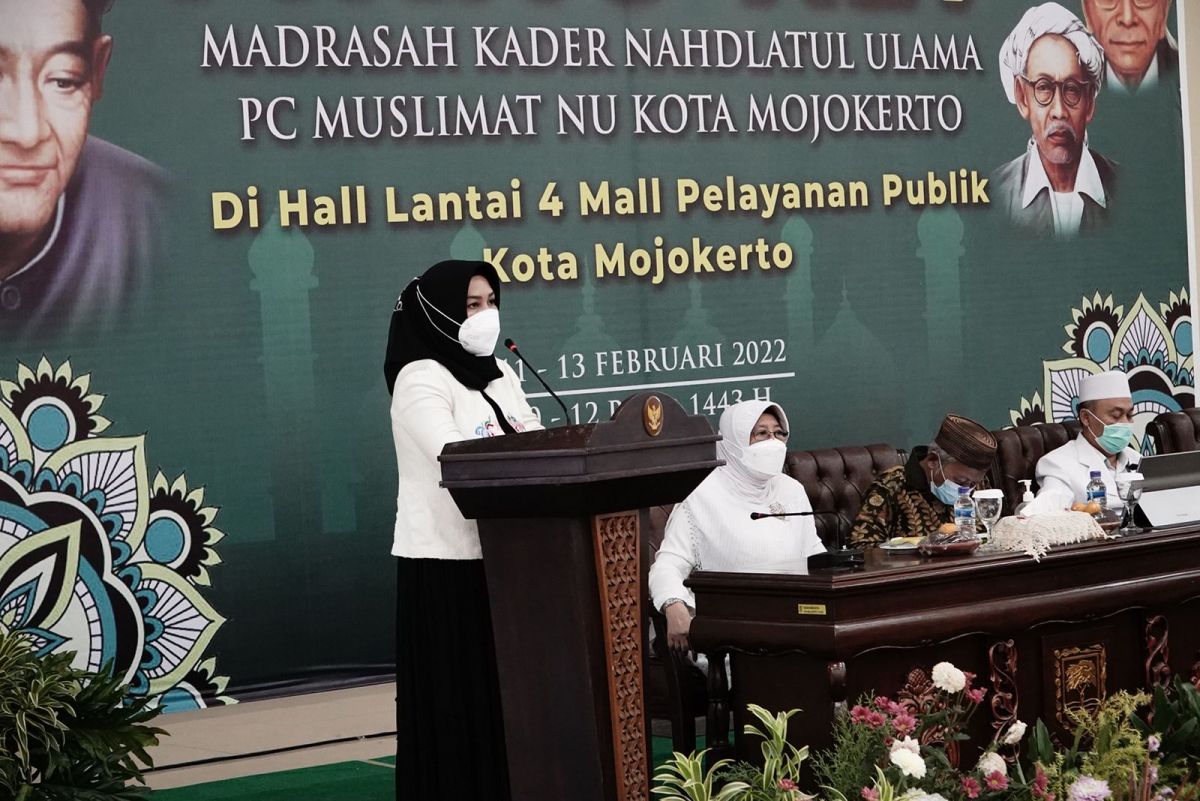 Wali Kota Mojokerto Ika Puspitasari saat menghadiri MKNU ke-45 (Foto-foto: Dinas Kominfo Kota Mojokerto)