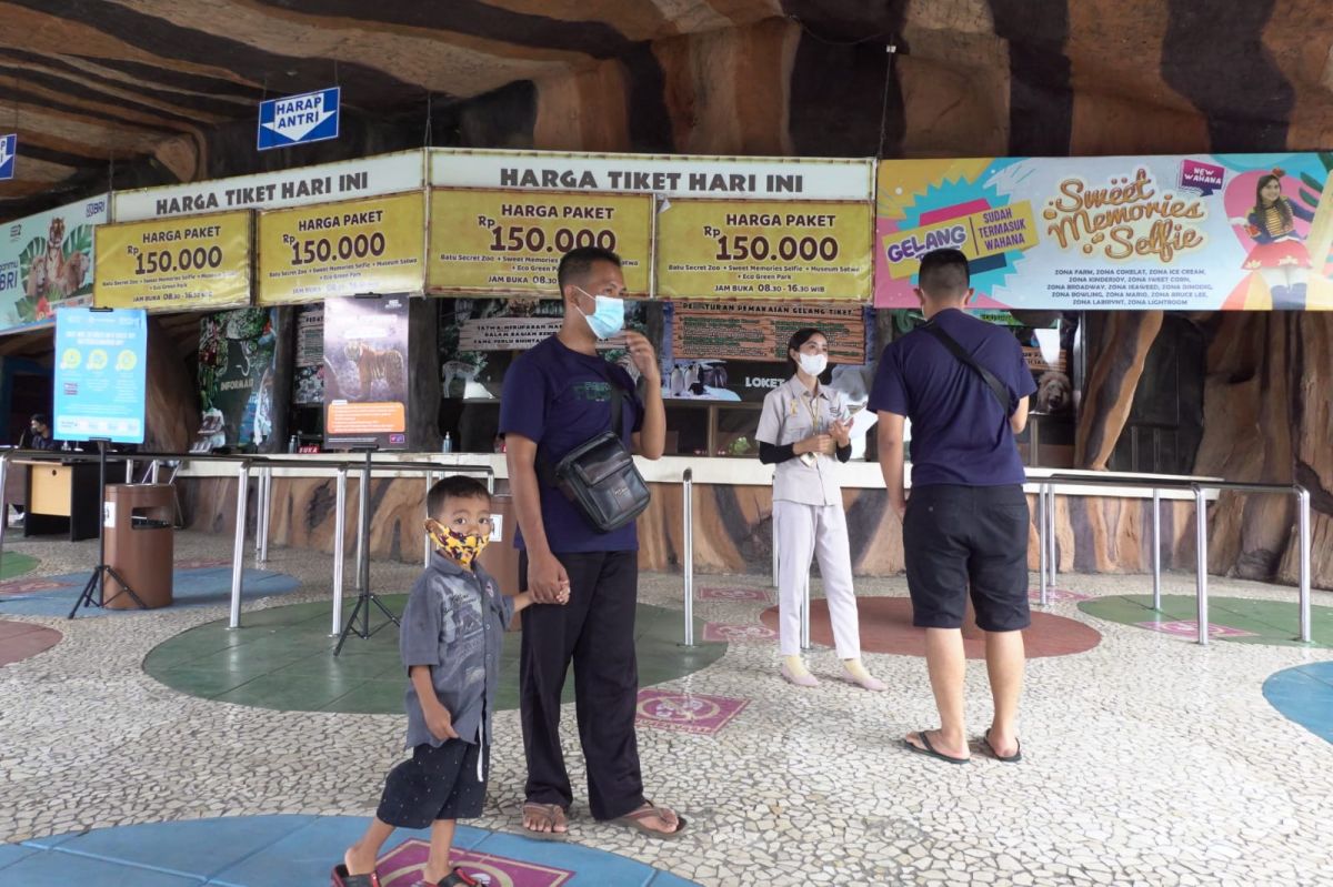 Tempat wisata di Kota Batu beroperasi seperti biasa. (Foto: Galih Rakasiwi/Jatimnow.com)