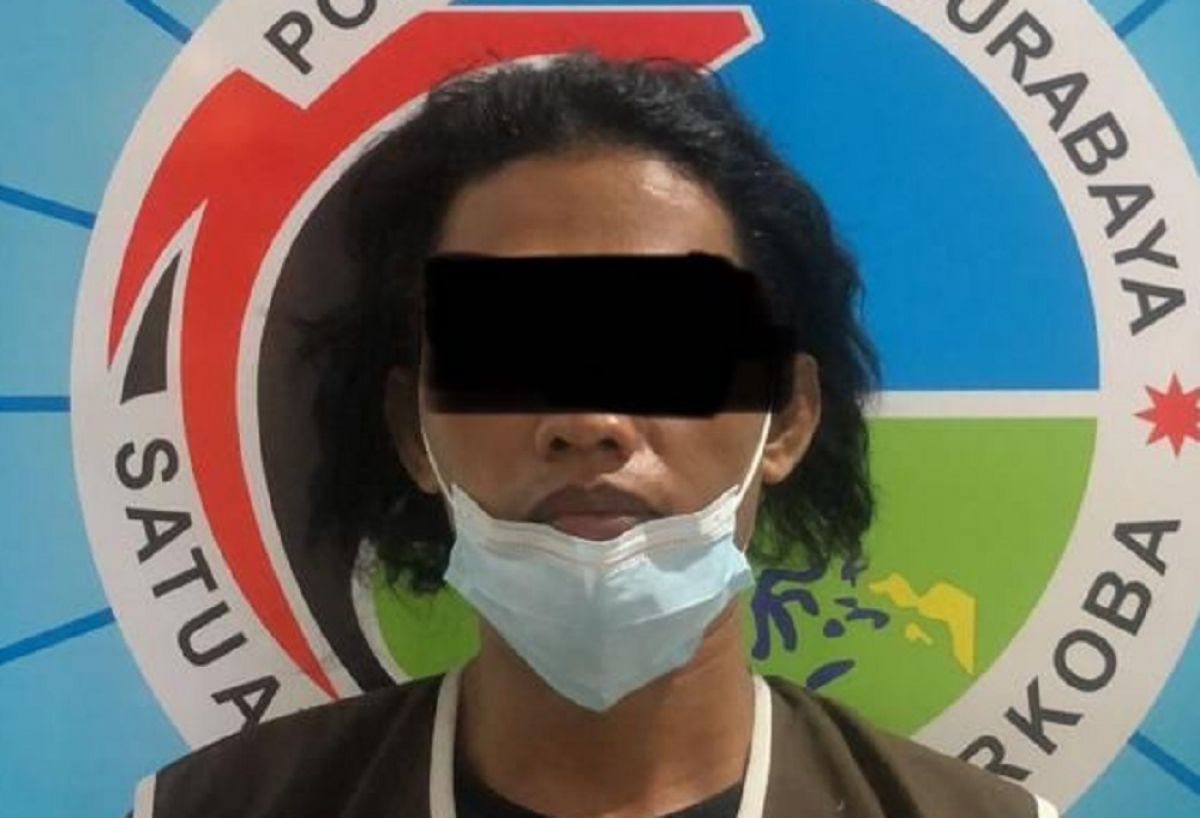 JC (24) asal Dukuh Setro, Kecamatan Tambaksari, Surabaya  diamankan polisi. (Foto: Polrestabes Surabaya)
