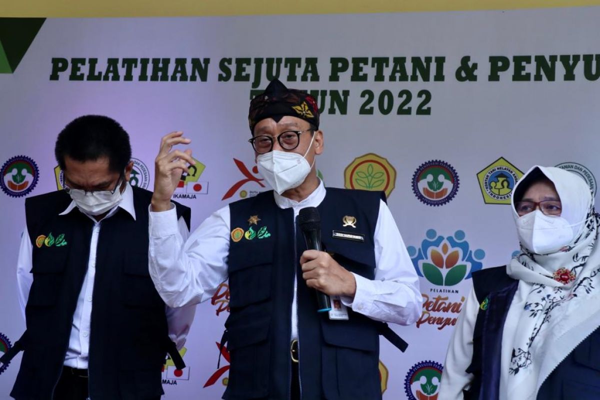 Kepala BPPSDMP, Dedi Nursyamsi, saat pelatihan penyuluh dan petani. (Foto: dok Kementerian Pertanian/jatimnow.com)