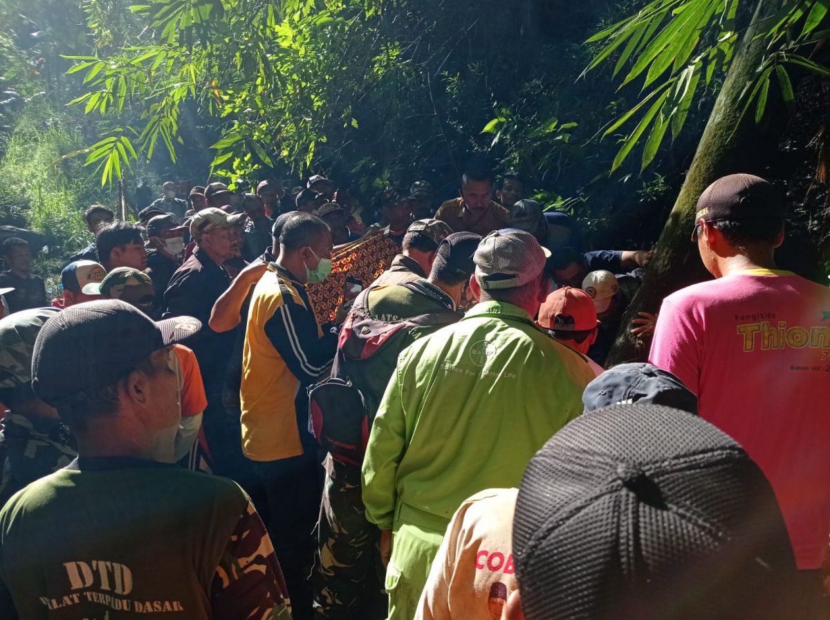 Petani di Pasuruan yang Terseret Tanah Longsor Ditemukan Tewas