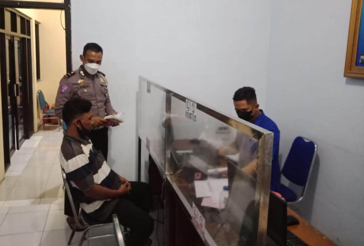 Dump Truk Tabrak Siswi SMK hingga Tewas di Gempol, Sopir Menyerahkan Diri