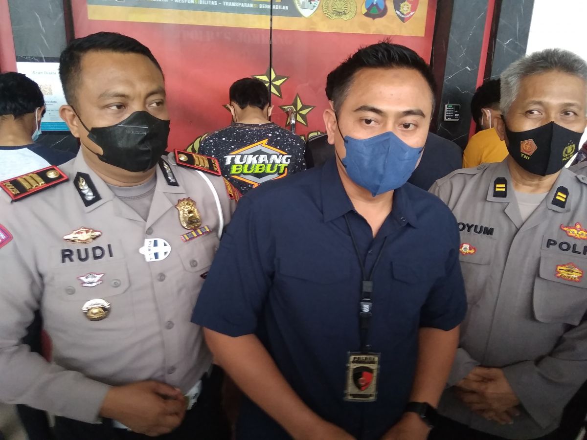 Kasat Reskrim Polres Jombang AKP Teguh Setiawan.(Foto: Elok Apriyanto/jatimnow.com)