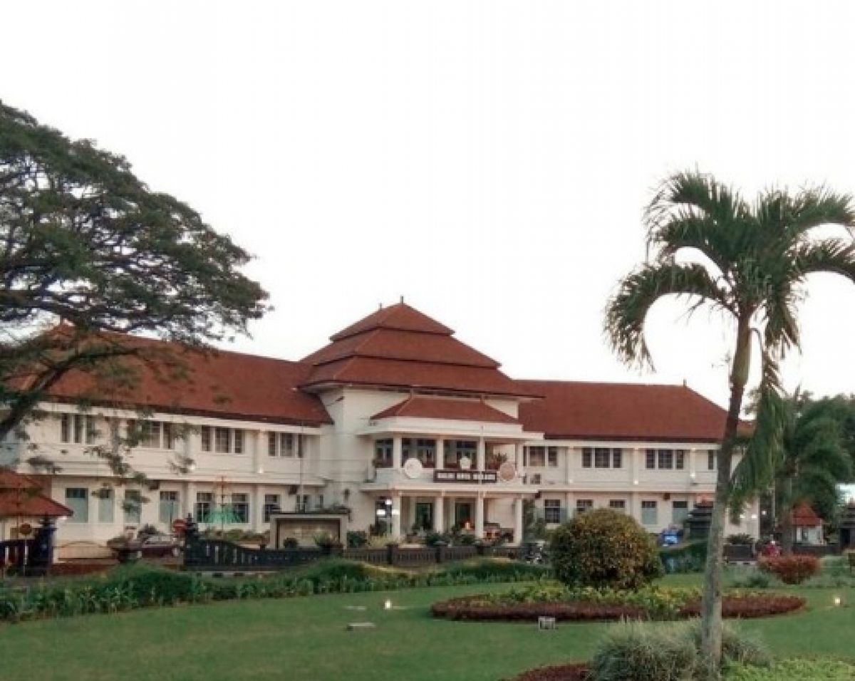 Balai Kota Malang (Foto: Satyaarum for jatimnow.com)