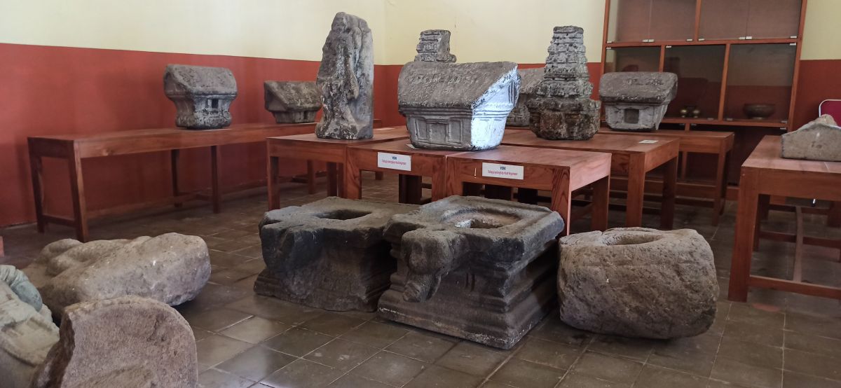 Balai penyelamatan benda purbakala di komplek Kelurahan Kertosari. (Foto: Mita Kusuma/jatimnow.com)