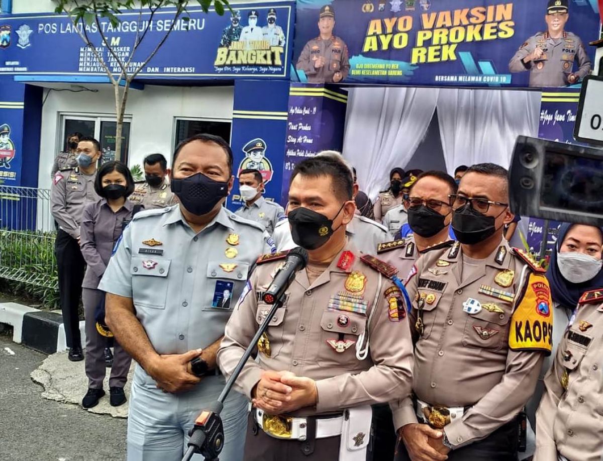 Kakorlantas Polri, Irjen Pol Firman Shatyabudi di Surabaya usai meninjau Tol Trans Jawa. (Foto: Zain Ahmad/jatimnow.com)