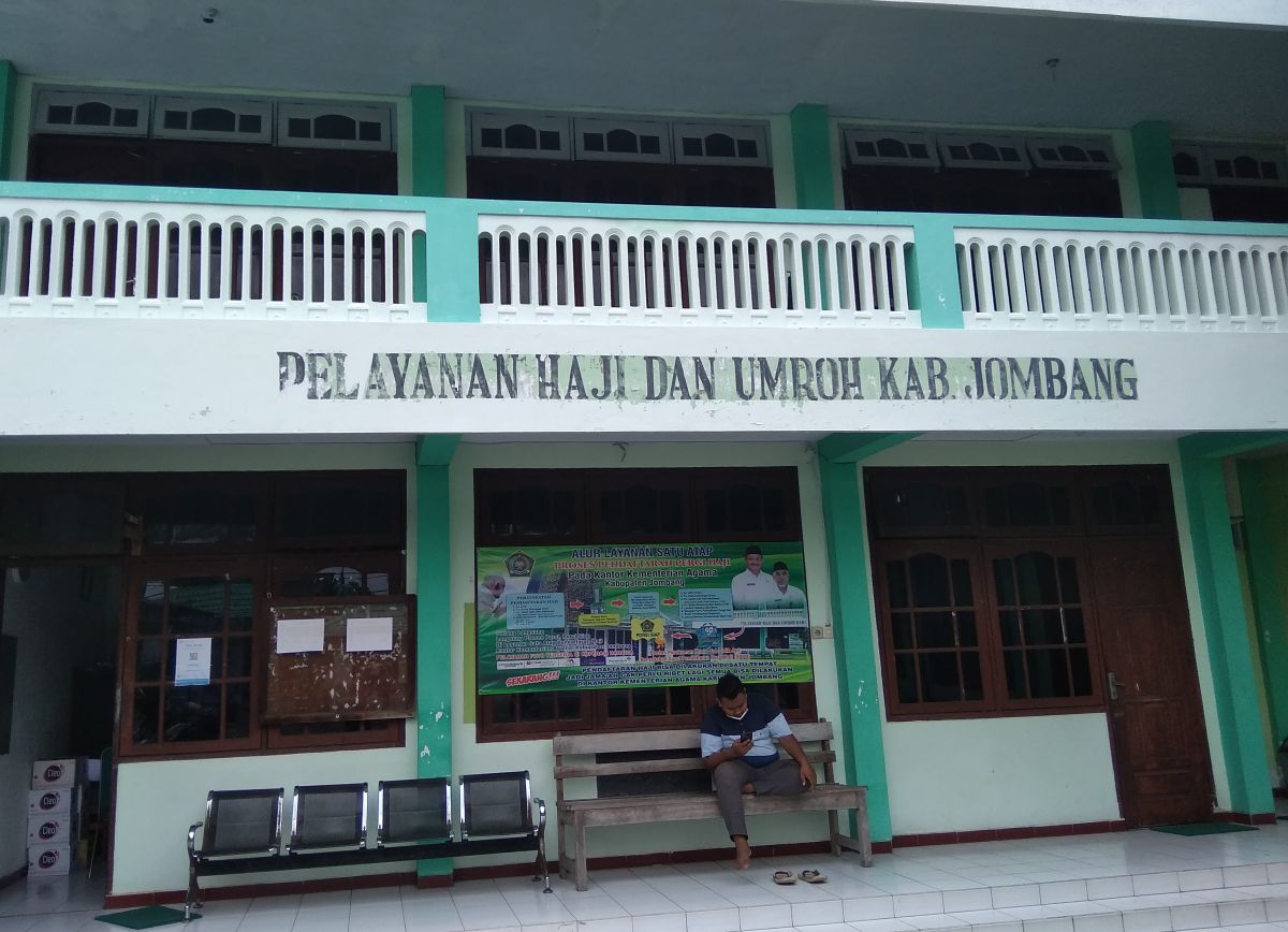 Kantor penyelenggara haji dan umroh di lingkungan Kemenag Kabupaten Jombang. (Foto: Elok Aprianto/jatimnow.com)