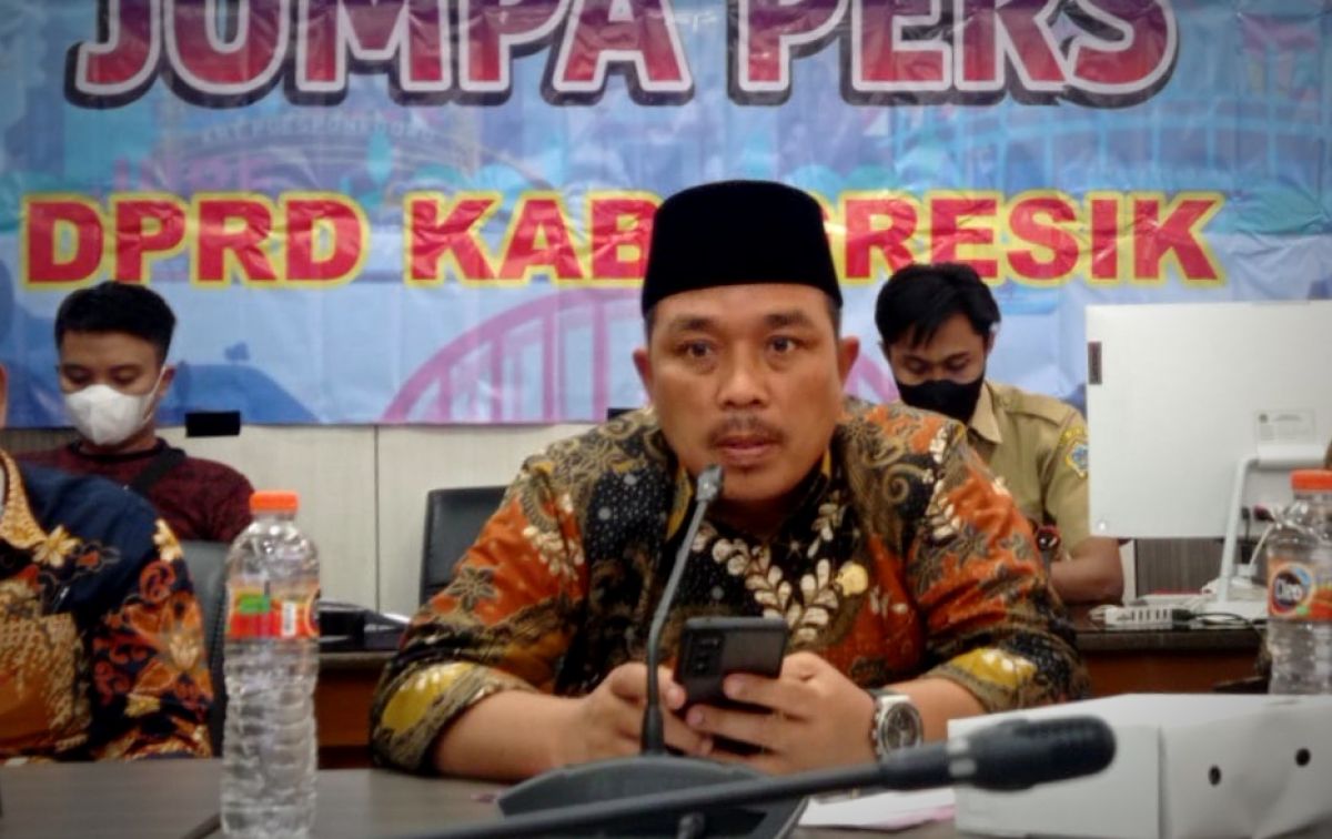 Ketua DPRD Gresik, Abdul Qodir (Foto: Sahlul Fahmi/jatimnow.com)