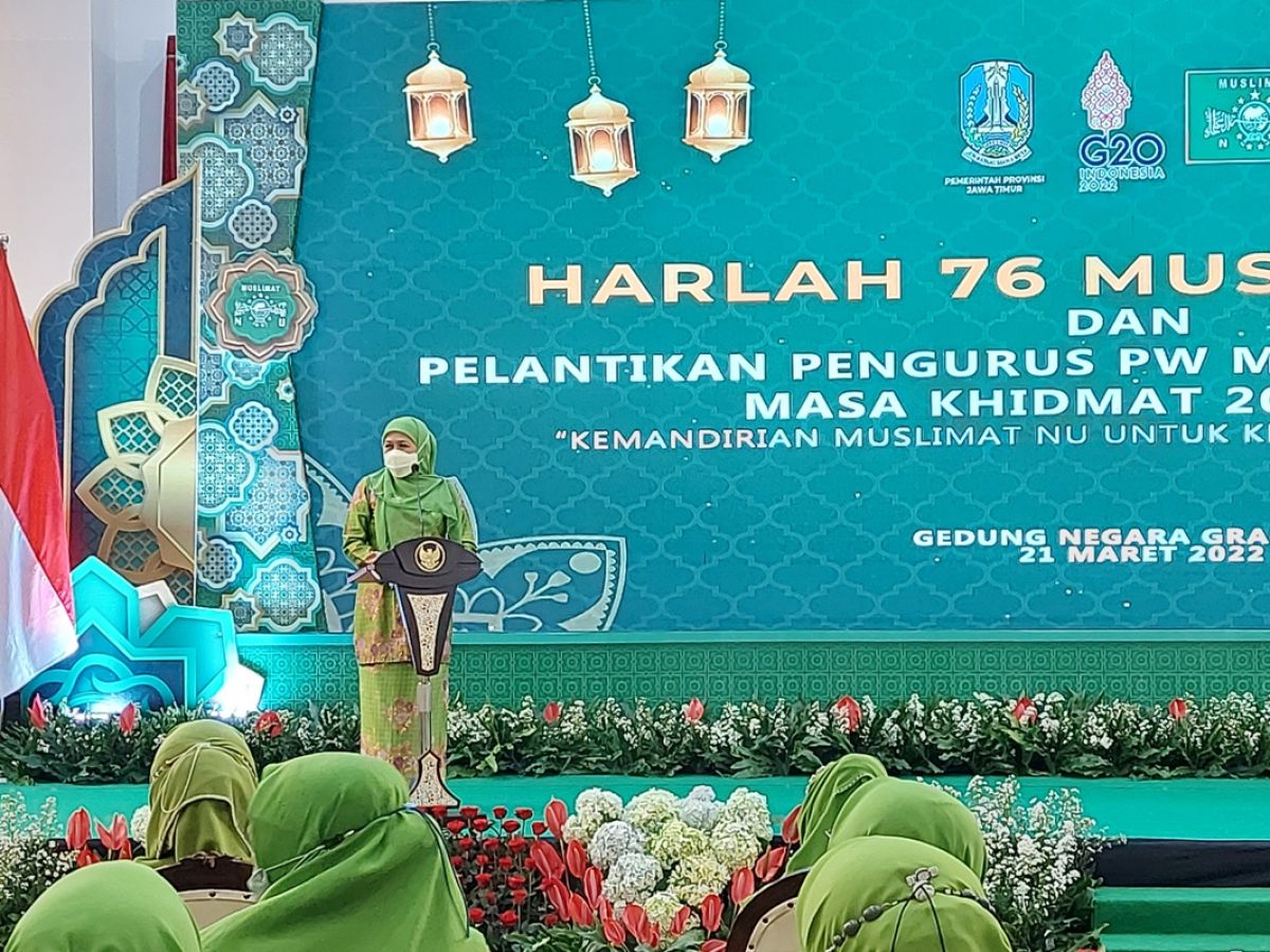 PW Muslimat Jatim Resmi Dilantik, Ini Pesan Ketum Khofifah