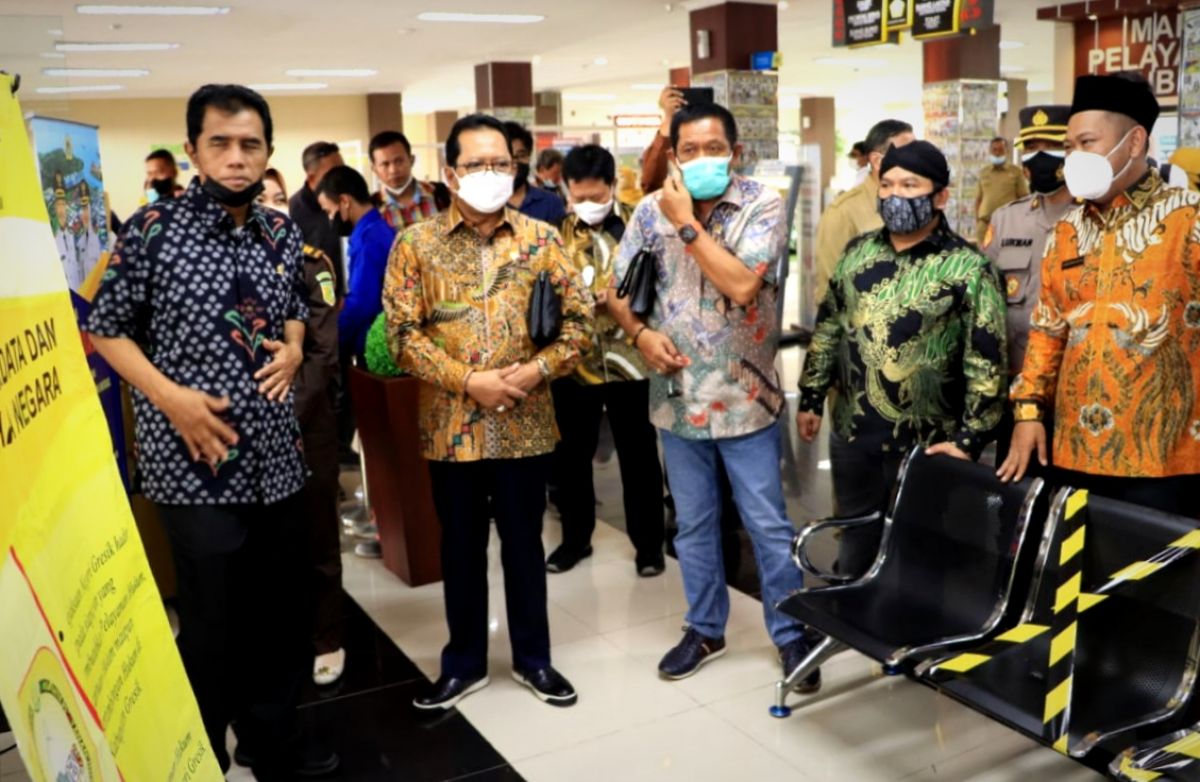 Komisi II DPR RI Pantau Langsung Pelayanan Masyarakat di MPP Gresik