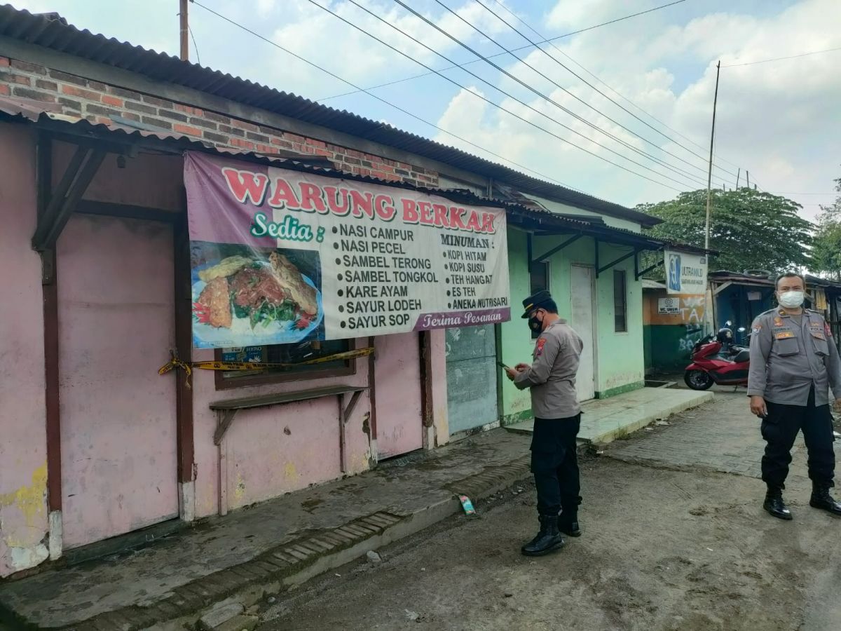 Warung makan di Kecamatan Wonoayu, lokasi ditemukannya ADP. (Foto: Humas Polsek Wonoayu/jatimnow.com)