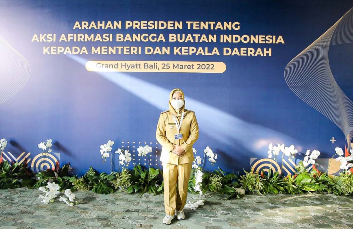 Wali Kota Mojokerto Ika Puspitasari (Ning Ita) saat menghadiri Gerakan Nasional Bangga Buatan Indonesia Melalui Afirmasi Penggunaan Produk Dalam Negeri di Bali (Foto-foto: Diskominfo Kota Mojokerto for jatimnow.com)