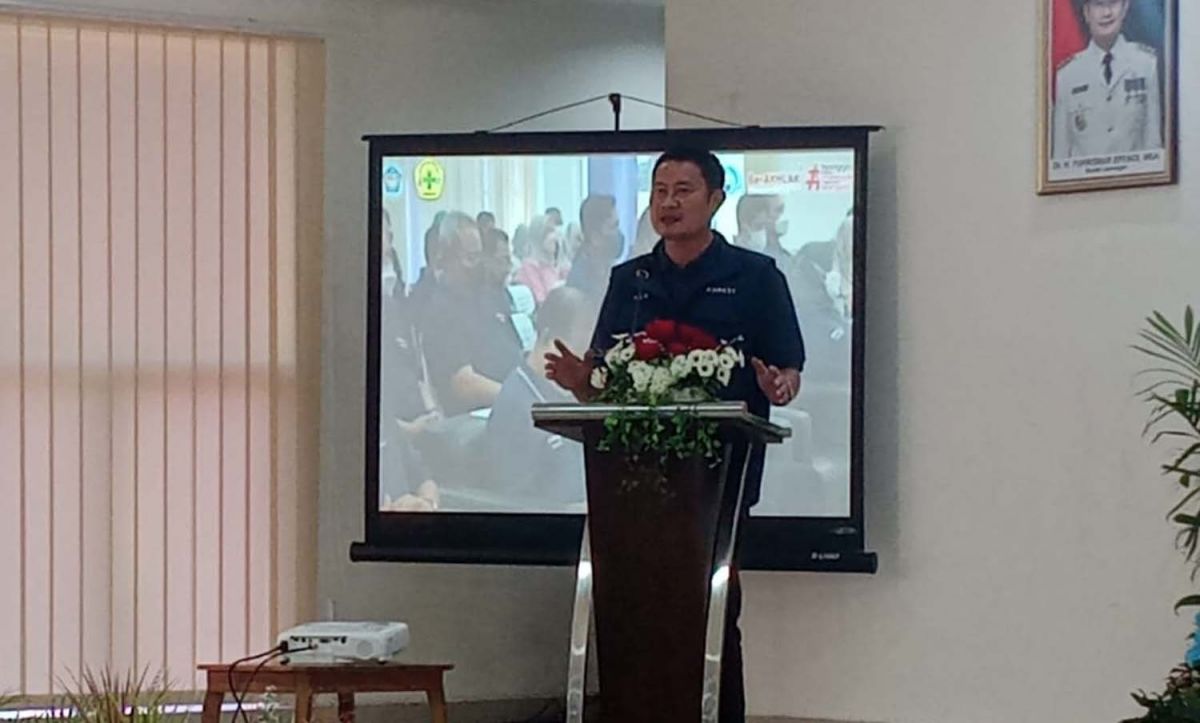 Bupati Lamongan, Yuhronur Efendi (Pak Yes) saat memberi sambutan pada peresmian layanan baru di RSUD dr Soegiri (Foto: Adyad Ammy I./jatimnow.com)