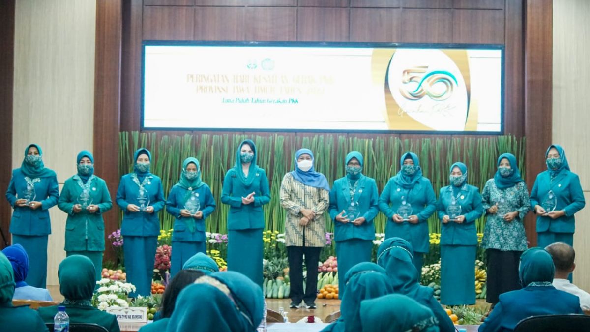 Gubernur Jatim Khofifah saat menghadiri Peringatan Hari Kesatuan Gerak PKK Jatim Tahun 2022. (Foto: Humas Pemprov Jatim/jatimnow.com)