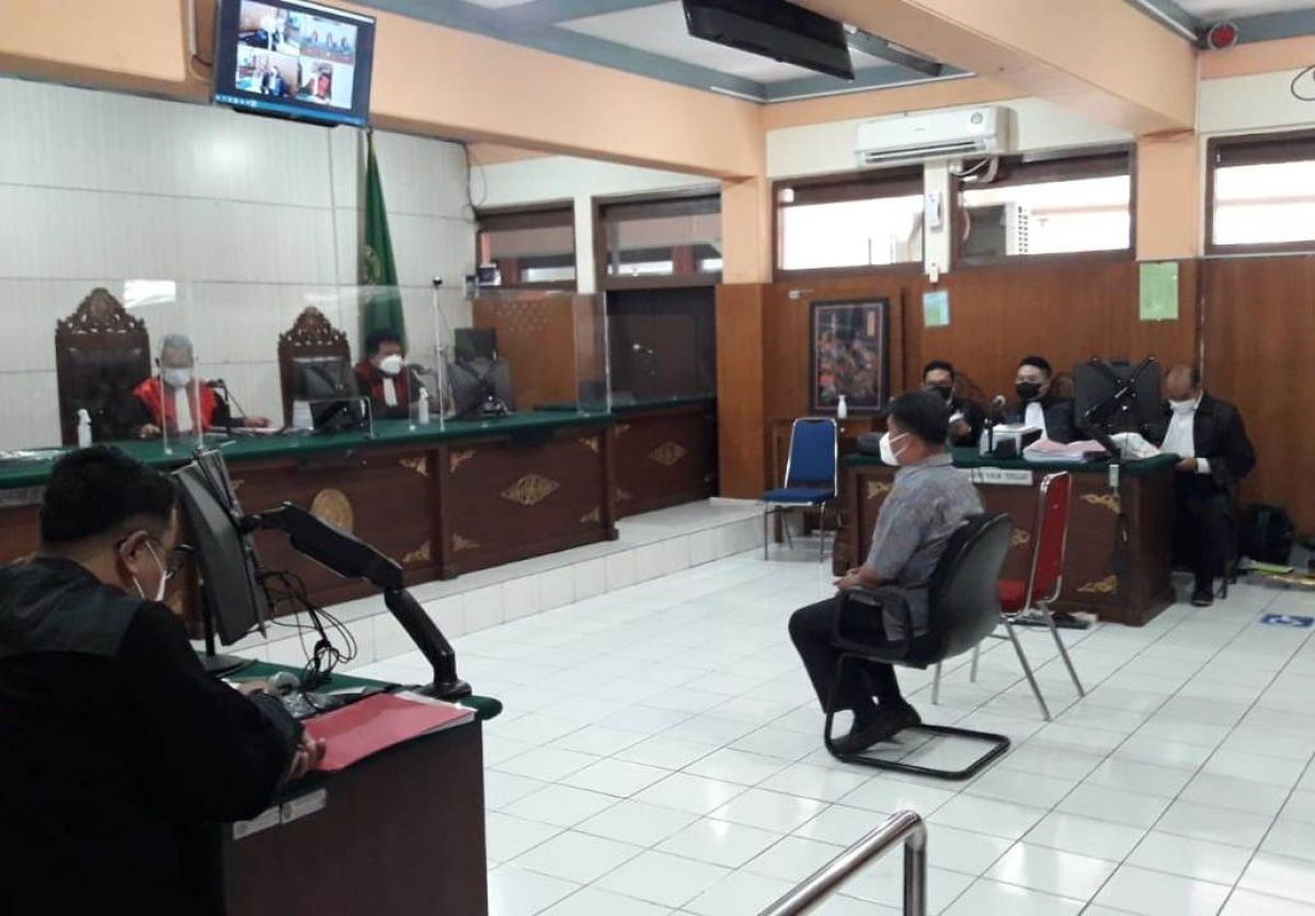 Sidang kasus dugaan kekerasan seksual di SMA SPI Kota Batu digelar di PN Malang. (Foto: Galih Rakasiwi/jatimnow.com)