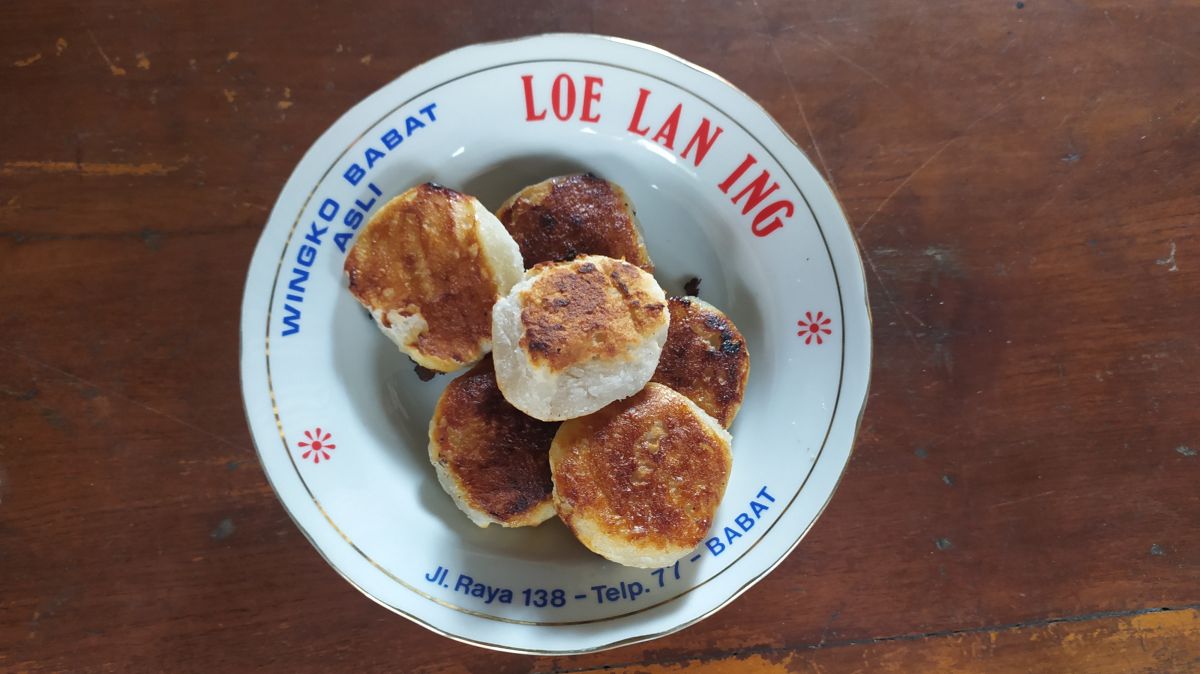 Wingko Babat Loe Lan Ing di Lamongan. (Foto: Adyad Ammy Iffansah/jatimnow.com)