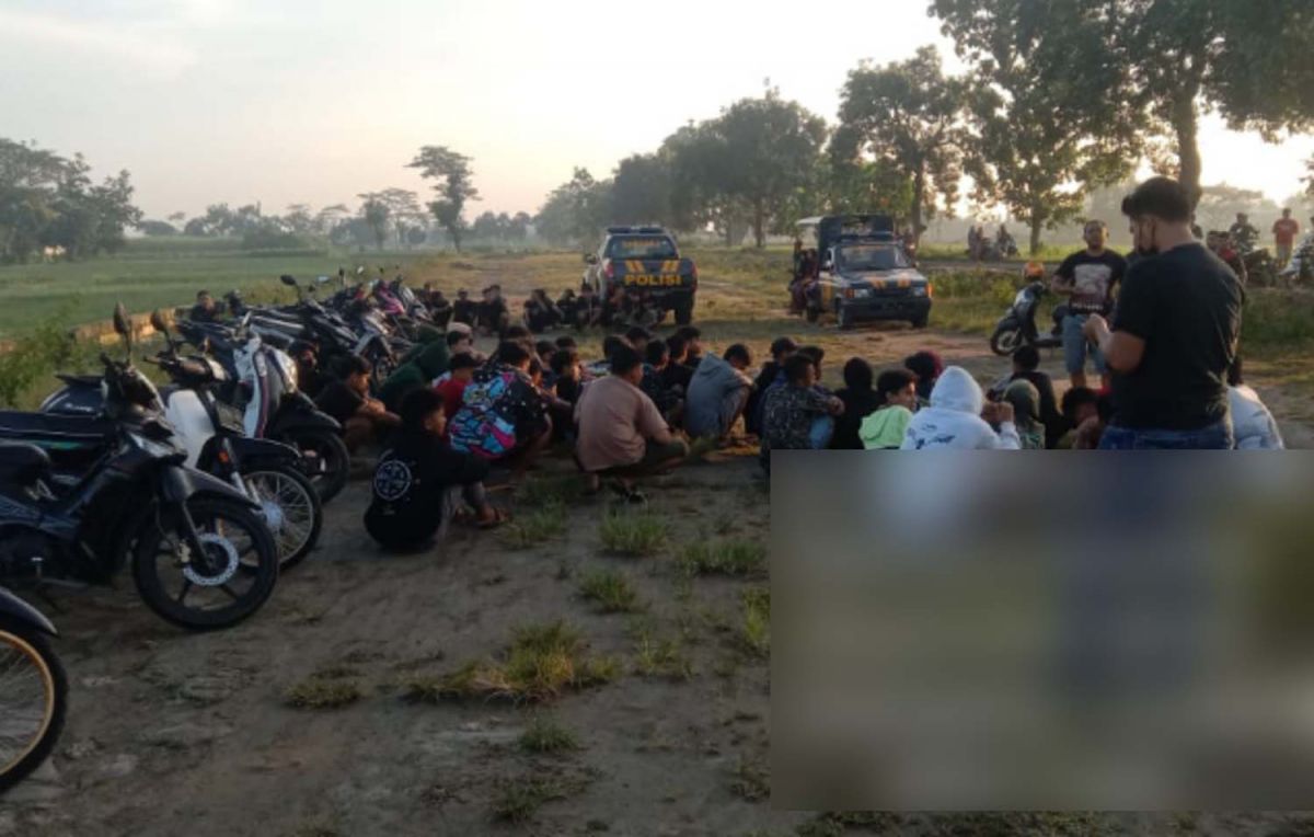 Puluhan motor yang diamankan saat bubarkan balap liar (Foto: Humas Polres Jombang)