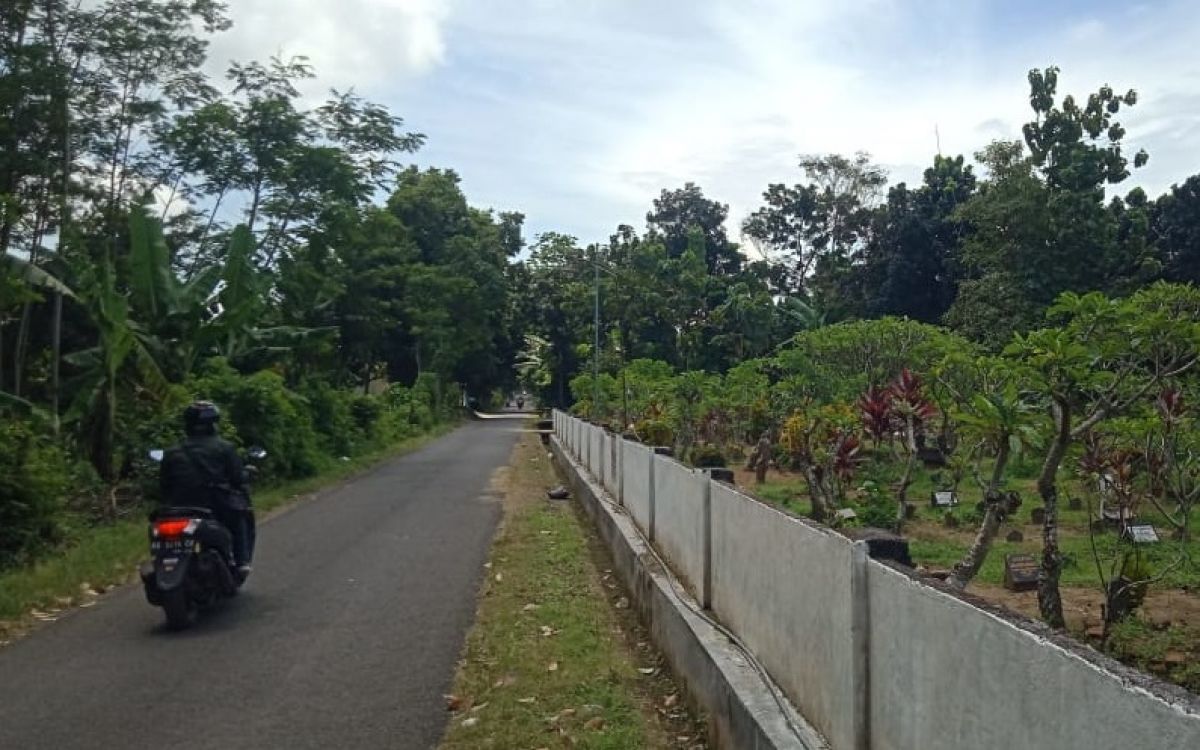 Misteri Kuburan Karangdoro Kediri, Pesugihan Hantu Kuda Berkepala Manusia