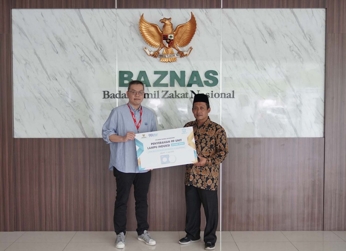 WOOK Global Technology bekerjasama dengan BAZNAS menyalurkan 99 lampu induksi dari brand ACOME IoT miliknya kepada puluhan masjid di wilayah Jabodetabek (Foto-foto: PT WOOK Global Technology)