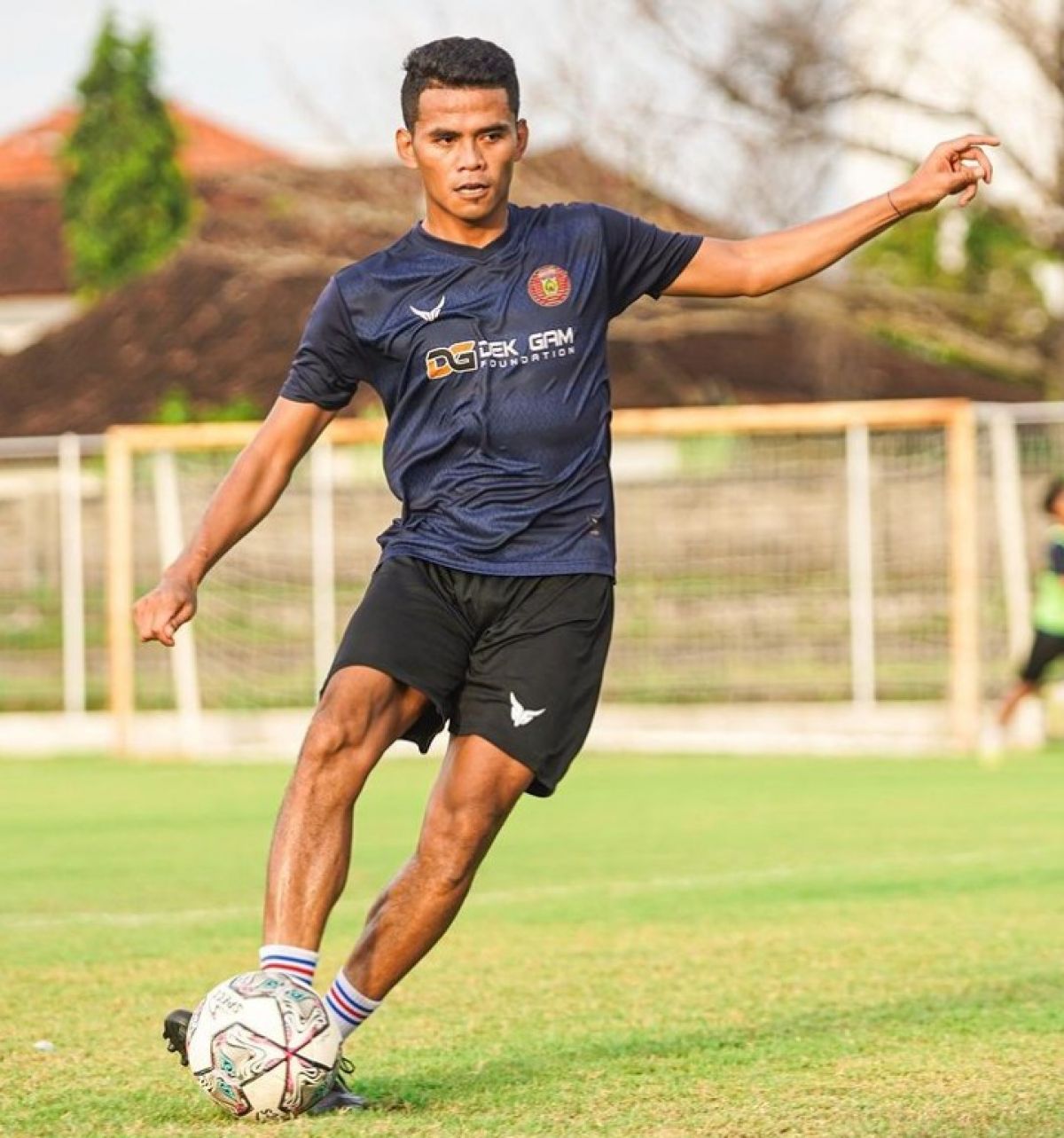 M Rifaldi saat masih bersama Persiraja Banda Aceh.(Foto: Instagram resmi Persiraja Banda Aceh/jatimnow.com)