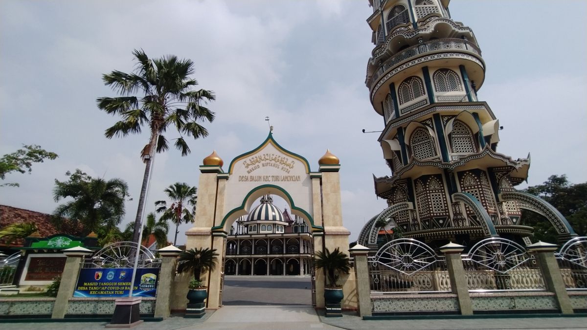 PPKM Level 1, Warga Lamongan Bisa Salat Tarawih Kapasitas 100 Persen