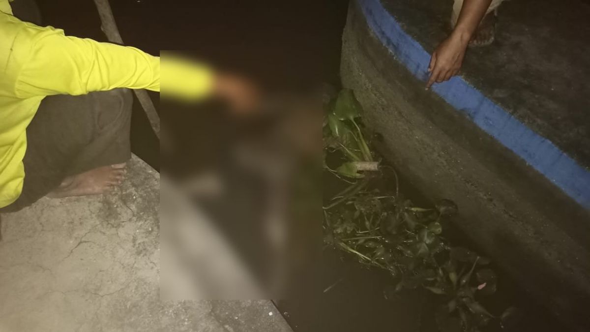 Mayat perempuan saat ditemukan warga di Sungai Kanal Mangetan.(Foto: warga sekitar for Jatimnow)