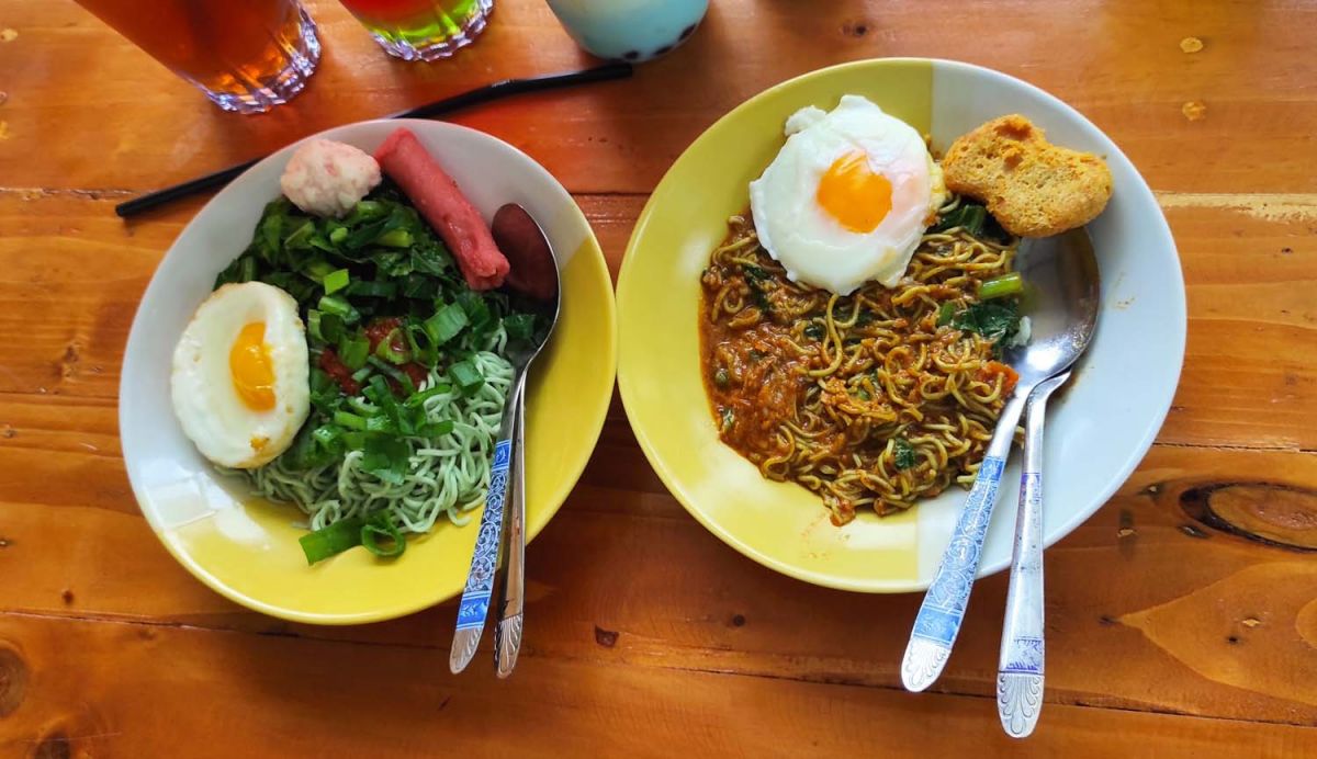 Mie instan nyemek olahan warung Mie Gulun Kota Madiun (Foto-foto: Mita Kusuma/jatimnow.com)