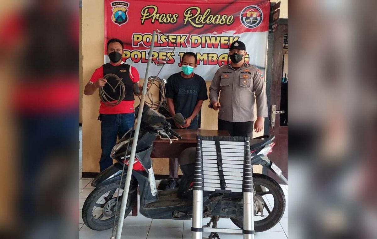 Nyaru Jadi Petugas PLN, Warga Diwek Jombang Nekat Curi Kabel Listrik