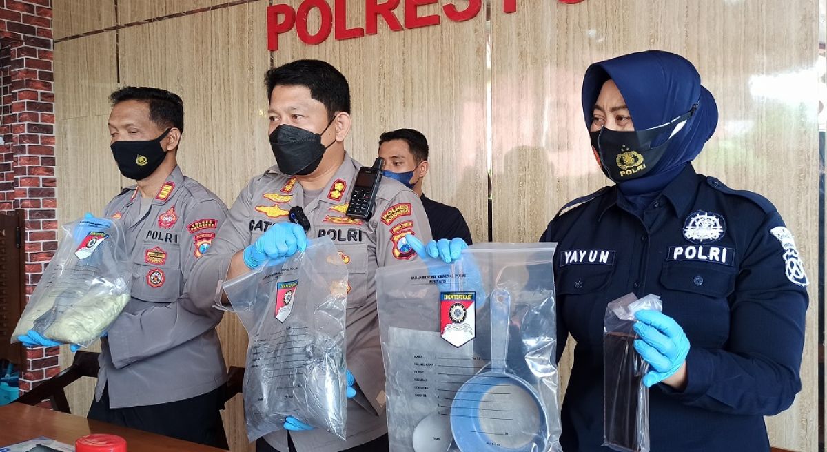 Pelajar di Ponorogo Racik Bahan Mercon Dijual Online, Diringkus Polisi