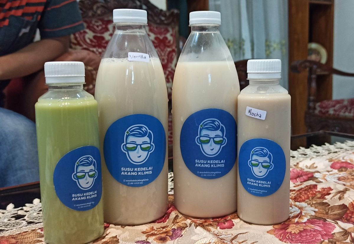 Segarkan Buka Puasa, Coba Susu Kedelai Akang Klimis dari Madiun