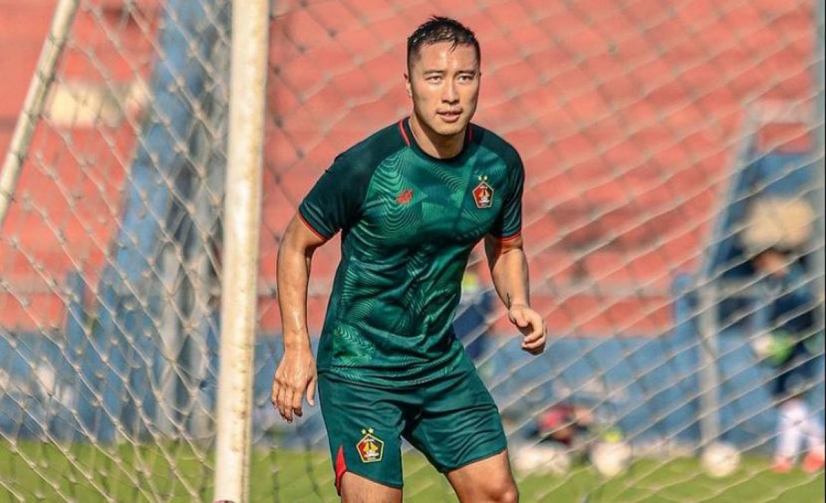 Arthur Irawan berseragam Persik Kediri. (Foto: Instagram Arthur Irawan/jatimnow.com)