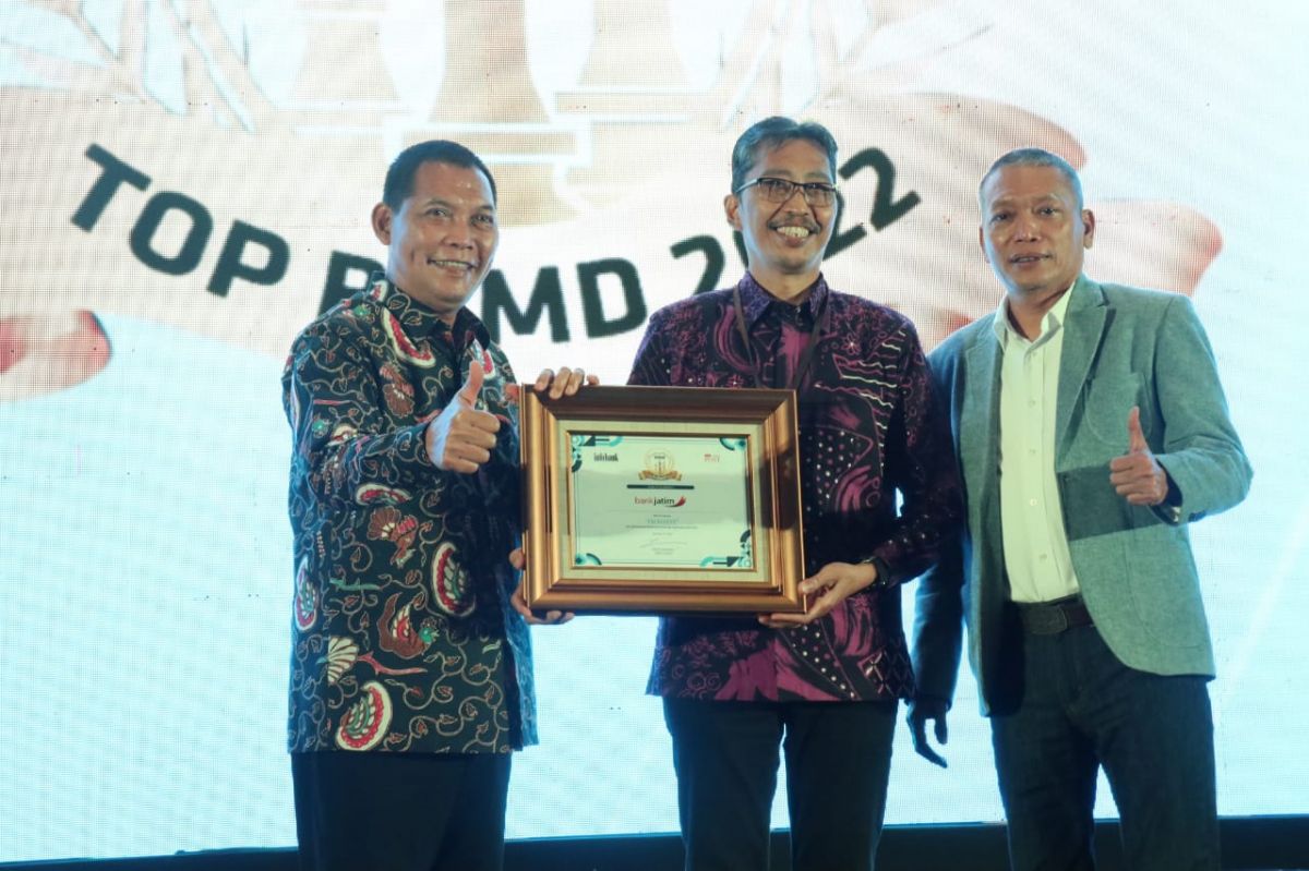 Bank Jatim meraih Top BUMD di Tahun 2022. (Foto: Humas Bank Jatim/jatimnow.com)