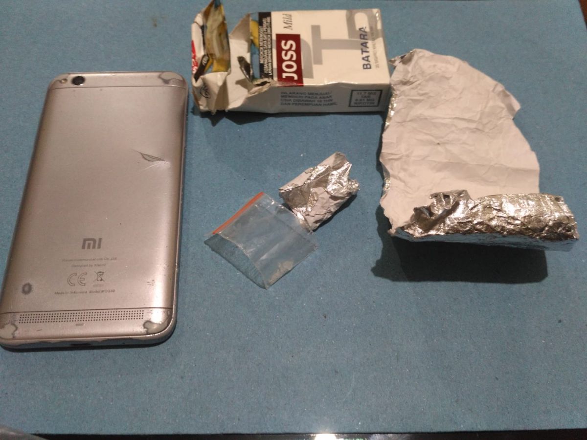 Barang bukti dari Samsul Efendi saat diringkus jajaran Polsek Wagir.(Foto: Humas Polres Malang)