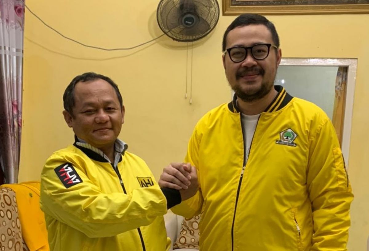 Bayu Airlangga bersama Ketua Golkar Jatim, M Sarmuji. (Foto: Golkar Jatim for jatimnow.com)