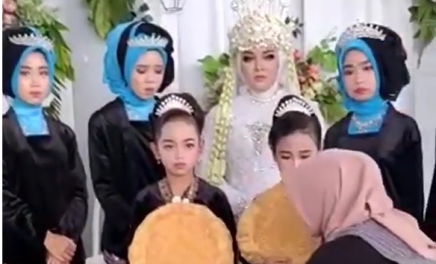 Viral Pernikahan Tanpa Pengantin Pria, Begini Penjelasan Pihak Mempelai Wanita
