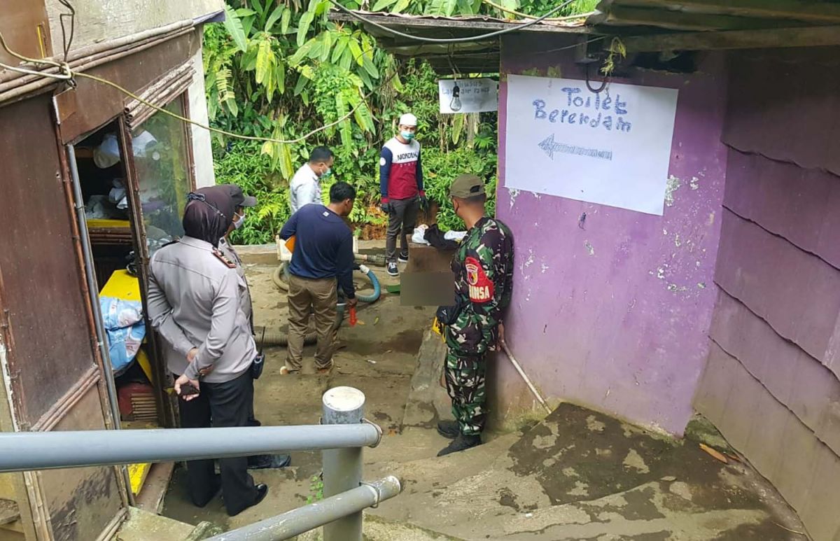 Proses identifikasi di lokasi meninggalnya pria di Kota Batu (Foto: Polres Batu for jatimnow.com)