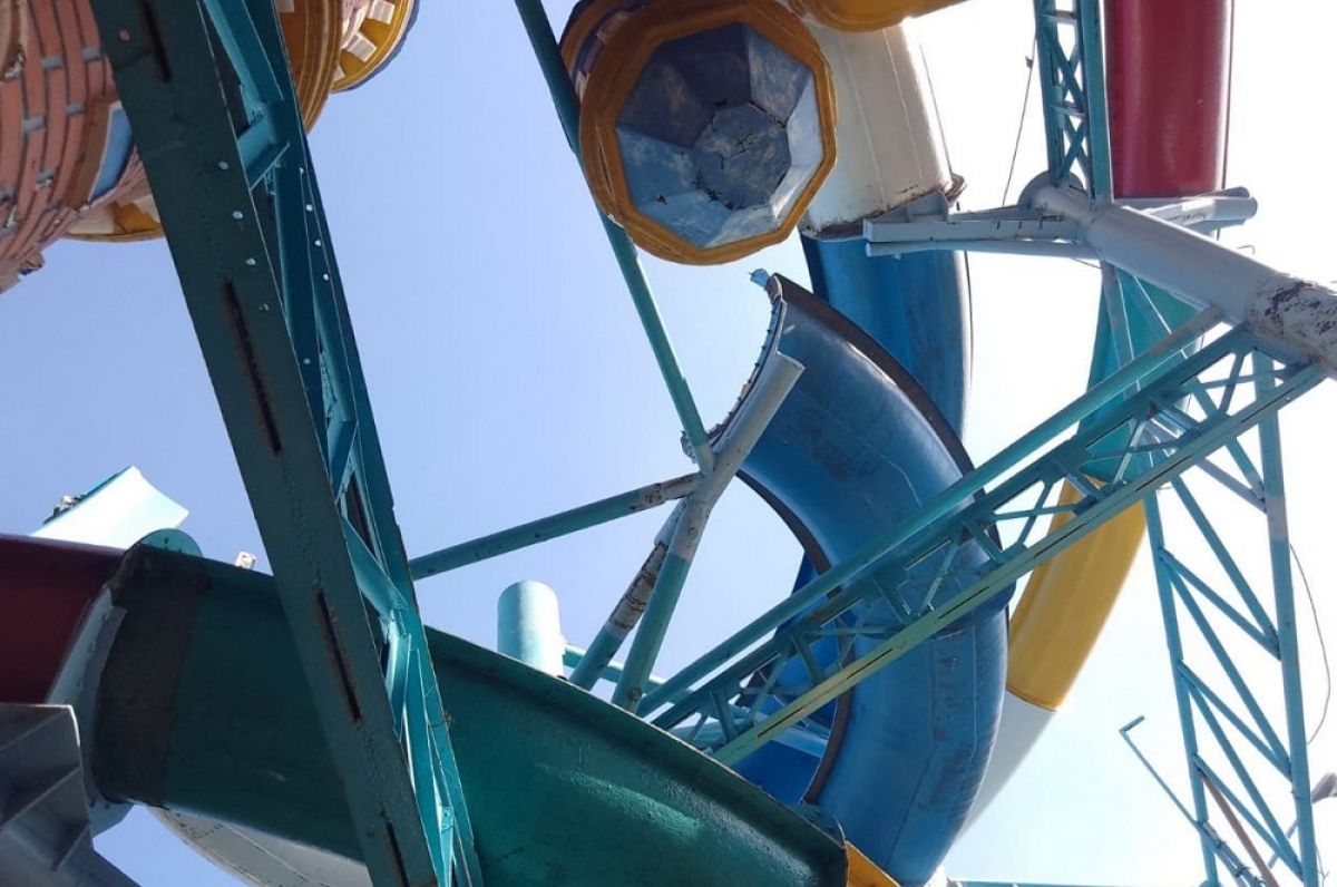 Bagian seluncuran yang ambrol. (Foto: Ni'am Kurniawan/jatimnow.com)