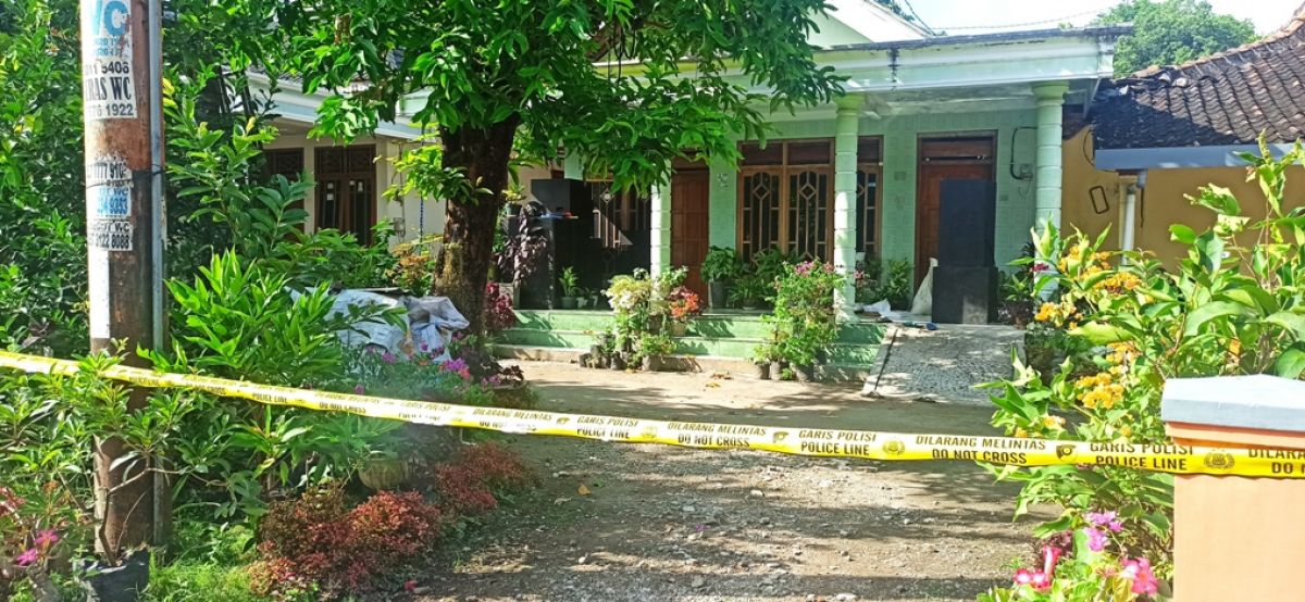Lokasi kejadian meledaknya petasan.(Foto: Mita Kusuma/jatimnow.com)
