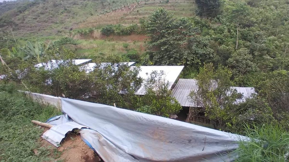 Kandang babi di Kecamatan Bumiaji, Kota Batu yang diprotes warga. (Foto: Galih Rakasiwi/jatimnow.com)