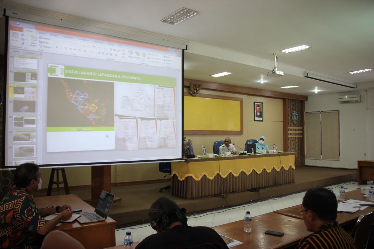 Pemaparan master plan water fountain Telaga Ngebel, Ponorogo. (Foto: Mita Kusuma/jatimnow.com)