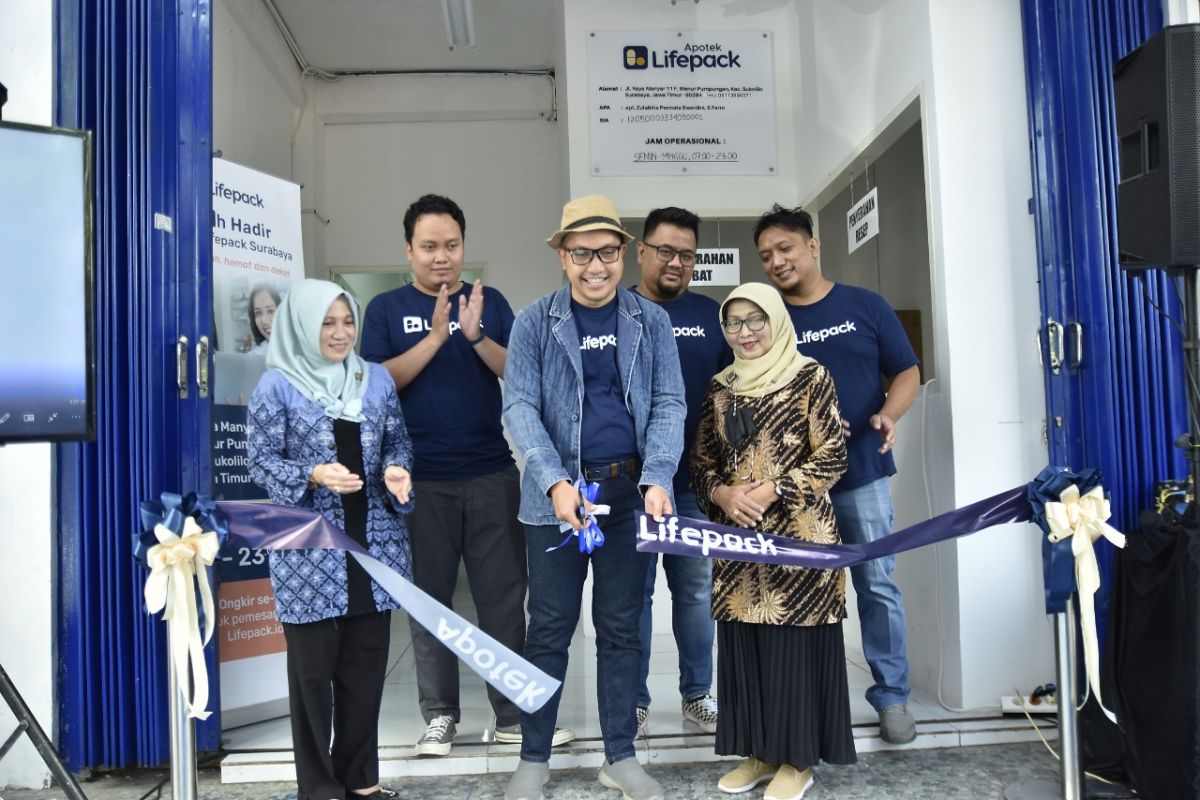Apotek Lifepack di Jalan Raya Manyar Menur Pumpungan, Kecamatan Sukolilo.(Foto: Dok. Lifepack)