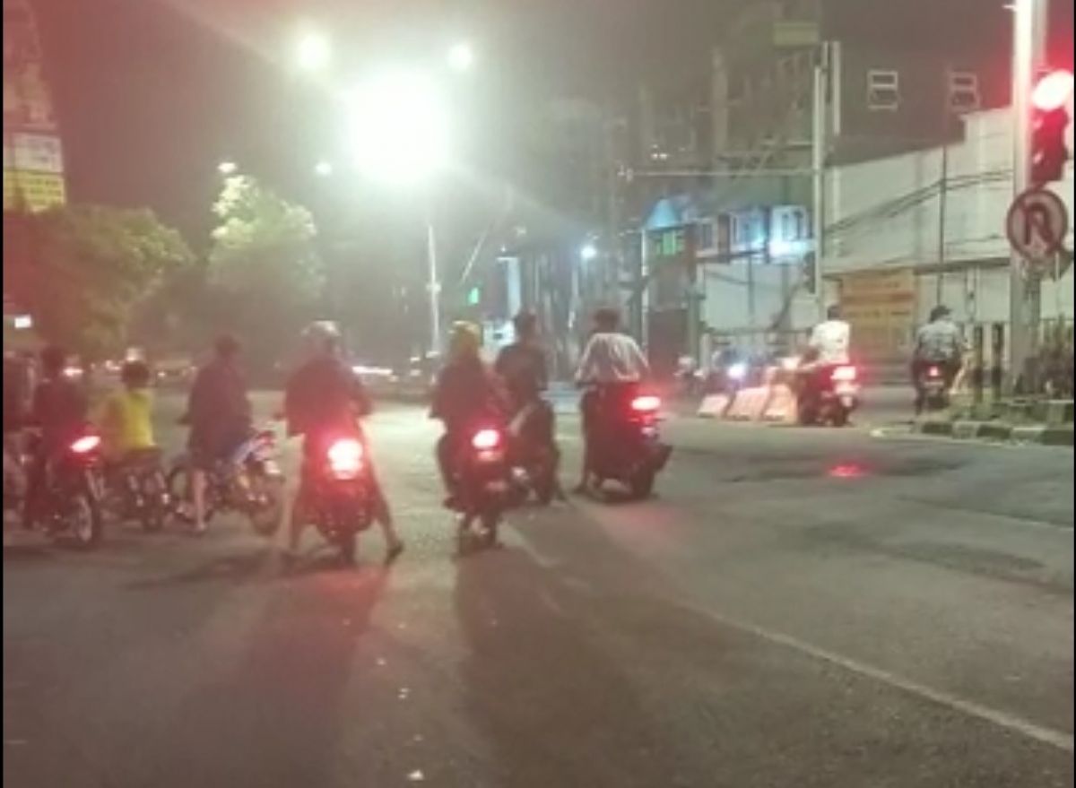 Kawasan Fly Over Buduran Sidoarjo Kembali jadi Arena Balap Liar, Warga Sambat