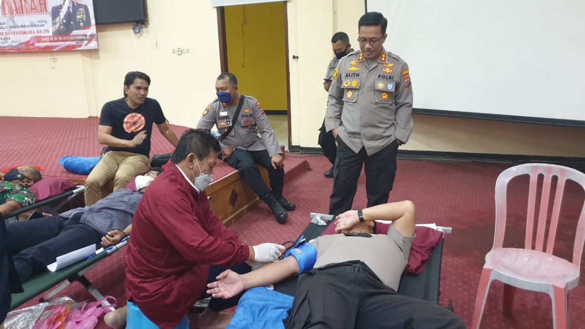 Sambut HUT Bhayangkara ke-76, Polres Bangkalan Gelar Donor Darah