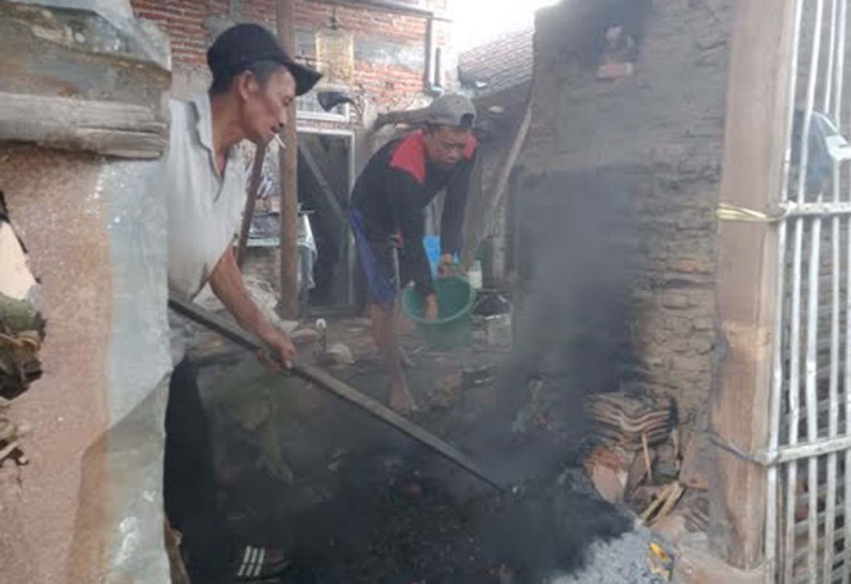 Proses pembuatan gerabah di Kampung Getaan, Kabupaten Malang (Foto-foto: Rizal Adhi Pratama/jatimnow.com)