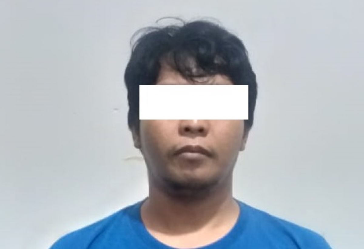 Tersangka Ifan Hari Mulyanto (30), warga Dusun Dermo, Desa Gununggangsir, Kecamatan Beji, Kabupaten Pasuruan. (Foto: Polsek Beji for jatimnow.com)