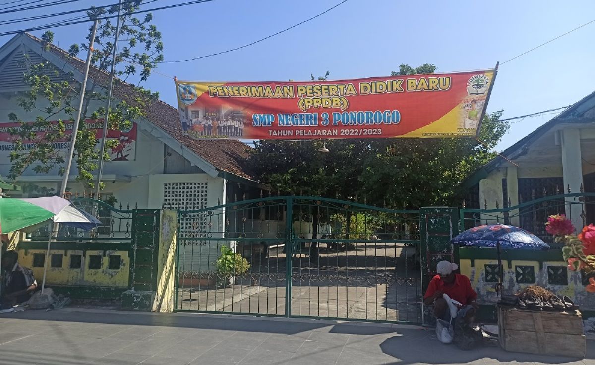 SMPN 3 Ponorogo yang kekurangan siswa (Foto: Mita Kusuma/jatimnow.com)